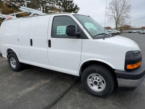 2025 GMC Savana 2500 Work Van