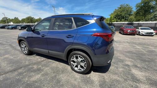 Blue 2021 Kia Seltos EX