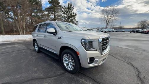 2022 GMC Yukon SLT