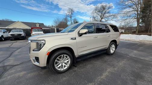 2022 GMC Yukon SLT