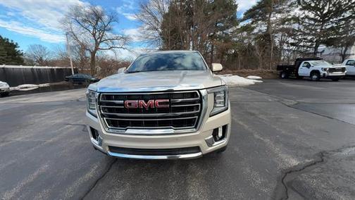 2022 GMC Yukon SLT