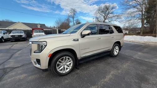 2022 GMC Yukon SLT
