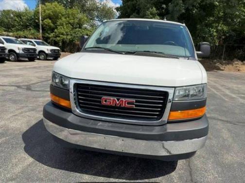2023 GMC Savana 2500 Work Van