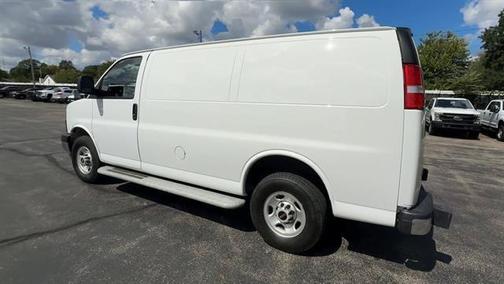 2023 GMC Savana 2500 Work Van