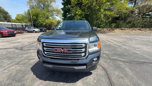 Gray 2020 GMC Canyon SLE
