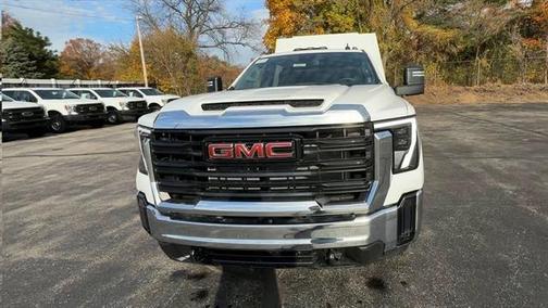 2026 GMC Sierra 3500 Pro