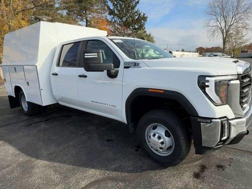 2026 GMC Sierra 3500 Pro