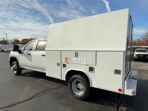 2026 GMC Sierra 3500 Pro