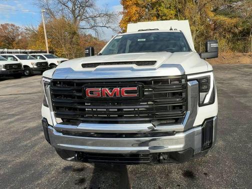 2026 GMC Sierra 3500 Pro