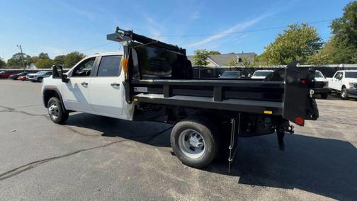 2025 GMC Sierra 3500 Pro
