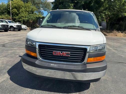 2023 GMC Savana 2500 Work Van