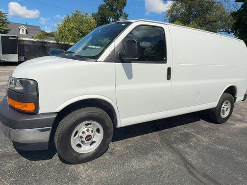 2023 GMC Savana 2500 Work Van