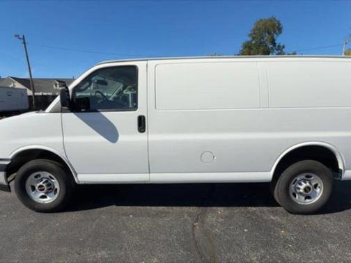2023 GMC Savana 2500 Work Van