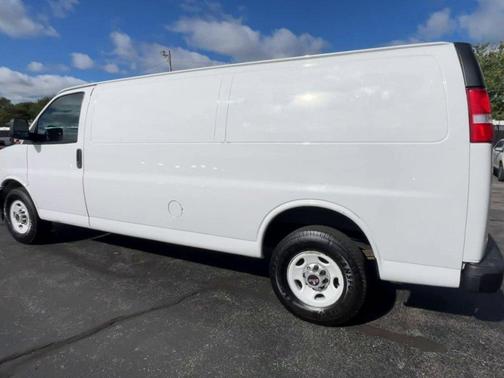 2017 GMC Savana 2500 Work Van