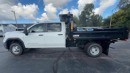 2025 GMC Sierra 3500 Pro