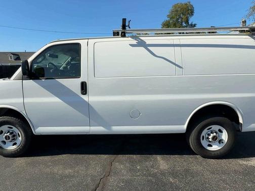 2020 GMC Savana 3500 Work Van