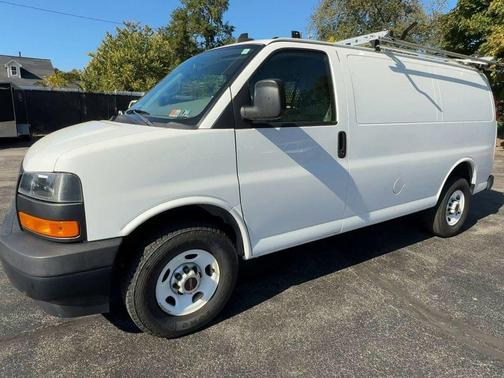 2020 GMC Savana 3500 Work Van