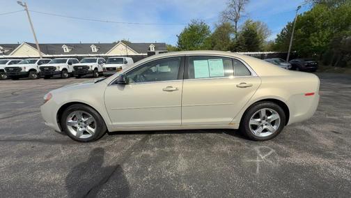 Gold 2012 Chevrolet Malibu LS