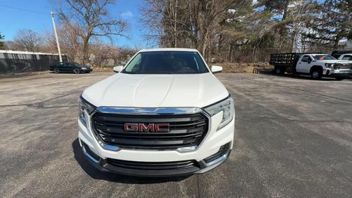 White 2023 GMC Terrain SLE