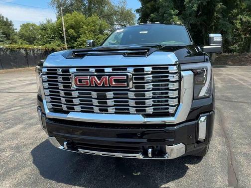 2025 GMC Sierra 2500 Denali