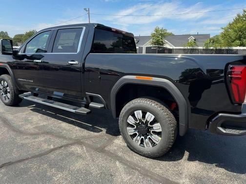 2025 GMC Sierra 2500 Denali