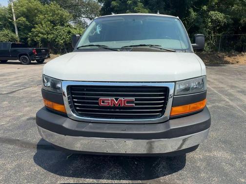 2023 GMC Savana 2500 Work Van