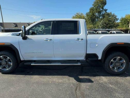 2026 GMC Sierra 2500 SLT