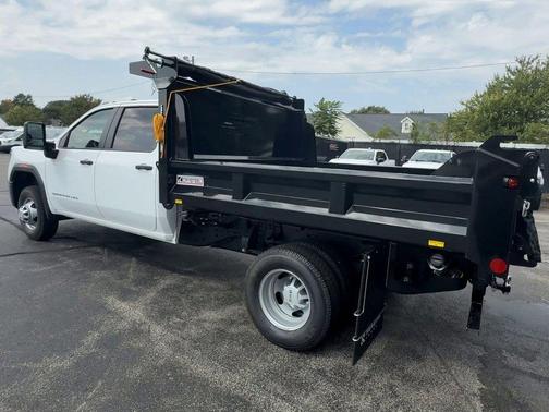 2025 GMC Sierra 3500 Pro