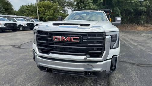 2025 GMC Sierra 3500 Pro