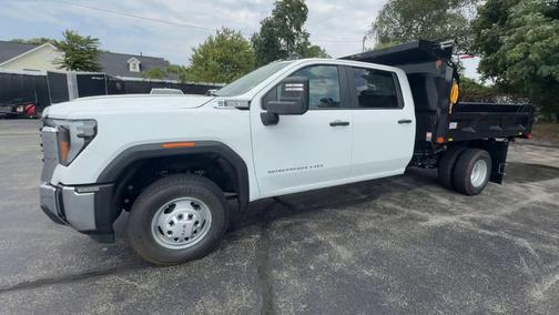 2025 GMC Sierra 3500 Pro
