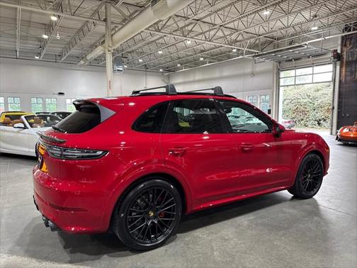 2021 Porsche Cayenne GTS