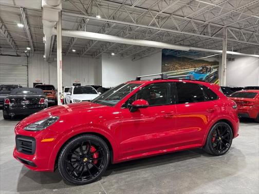 2021 Porsche Cayenne GTS