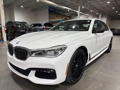 2016 BMW 750 i xDrive