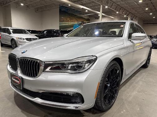 2016 BMW 750 i xDrive
