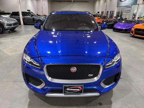 2019 Jaguar F-PACE S