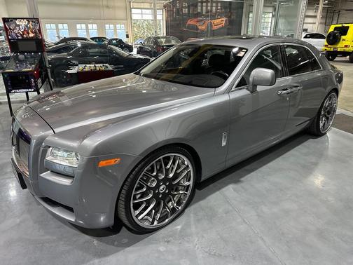 X05 Black Mica 2010 Rolls-Royce Ghost $268K MSRP