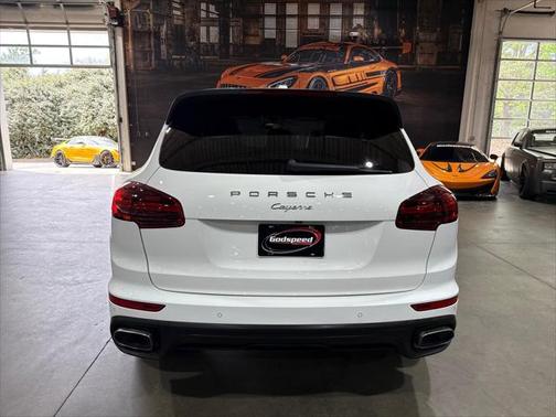2018 Porsche Cayenne Platinum Edition
