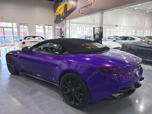 2019 Aston Martin DB11 Volante