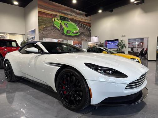 2019 Aston Martin DB11 Volante