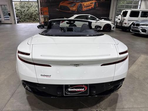2019 Aston Martin DB11 Volante
