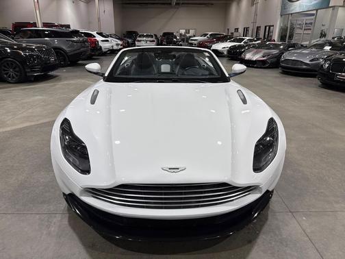 2019 Aston Martin DB11 Volante