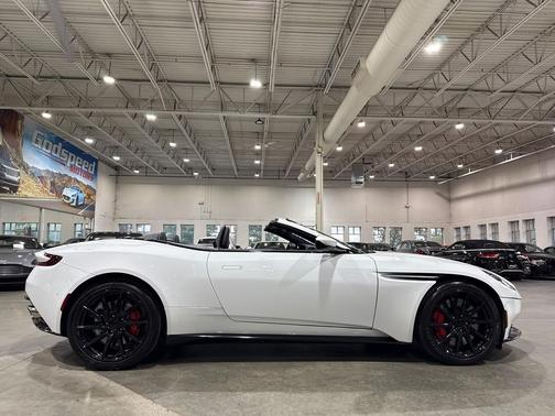 2019 Aston Martin DB11 Volante