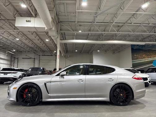 2012 Porsche Panamera 4