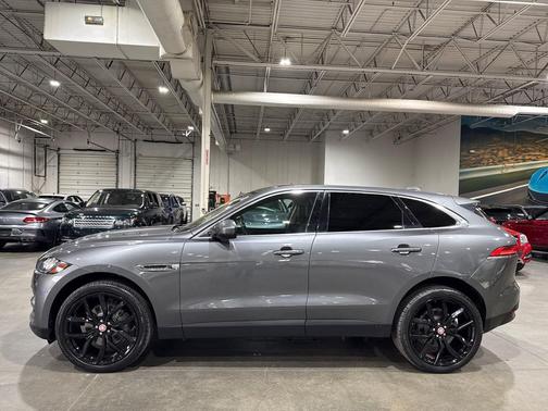 2019 Jaguar F-PACE 30t Prestige $56K MSRP