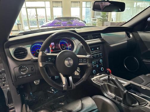 2013 Ford Shelby GT500 Base