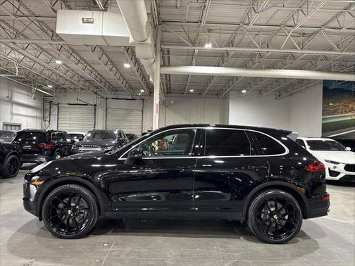 2016 Porsche Cayenne Base