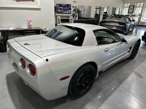 Quicksilver Metallic 2002 Chevrolet Corvette Z06