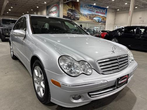2007 Mercedes-Benz C-Class Luxury 4MATIC