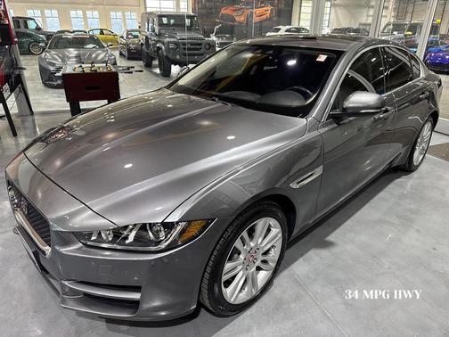 Corris Grey Metallic 2019 Jaguar XE 25t Prestige