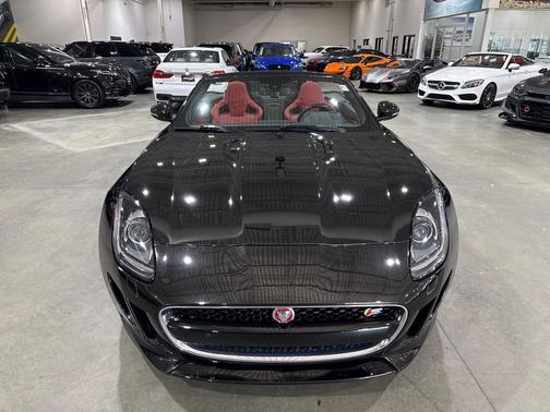 2015 Jaguar F-TYPE V8 S